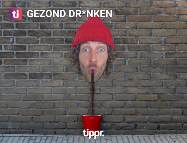 TIPPR Trendrapport: Gezond Dr*nken Streetart Frankey Lidewijdepad drinken met een rietjes